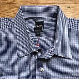 U.S POLO ASSN. Men’s dress shirt Size (34/35)